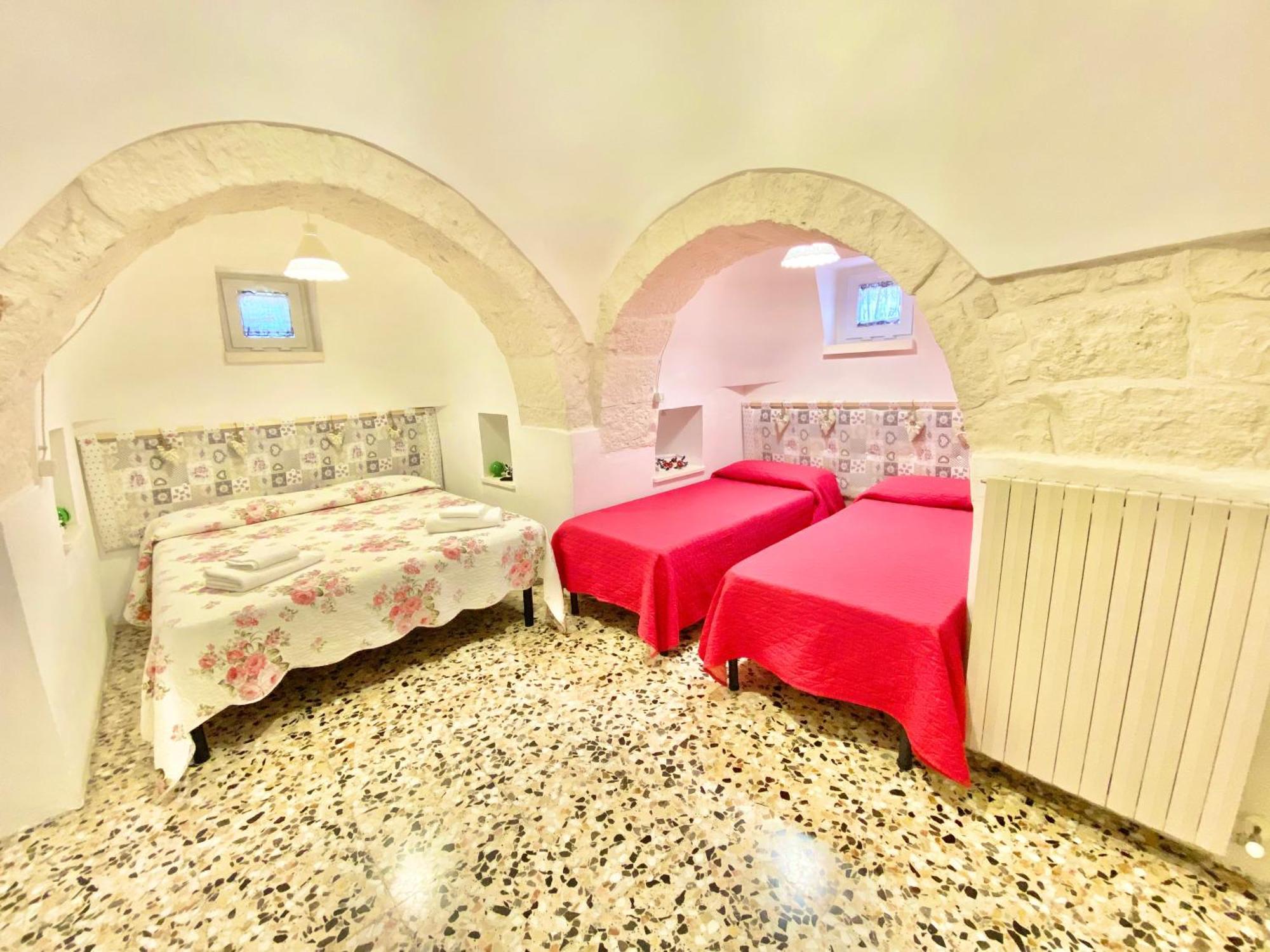 Trulli Fenice Martina Franca Rom bilde
